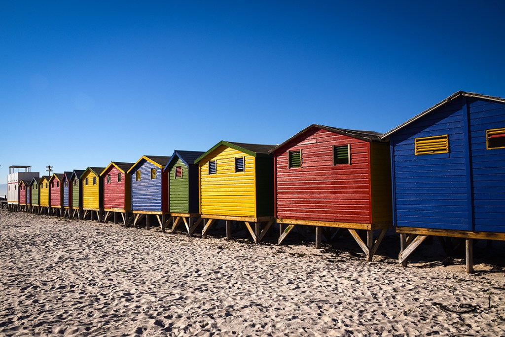 alt="look at the sky for photography composition"