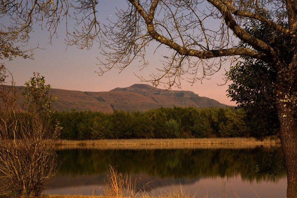 alt="consider your foreground in your landscape photography composition"